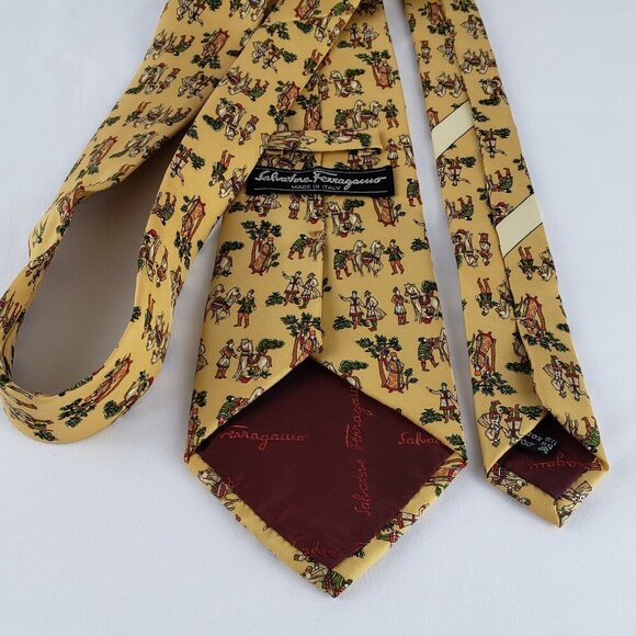 Salvatore Ferragamo Yellow Silk Mens Tie 3.75"x57".  Horse Theme - Picture 4 of 6